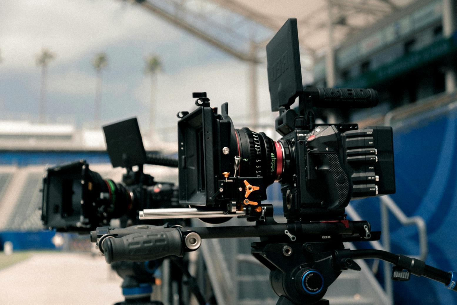 Kreative Motion Graphics Arbeit in einem modernen Studio